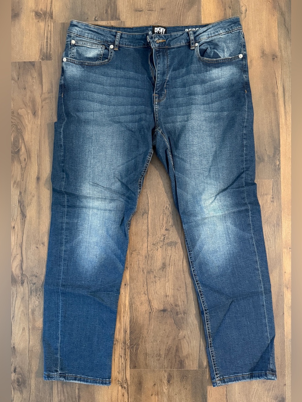 Dkny Slim Men’s Jeans in Distressed Blue Wash